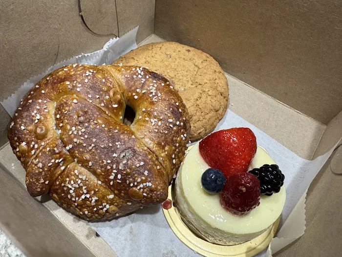 Zax Bakeshop Picture 2