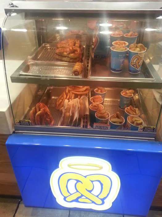Auntie Anne's Picture 4