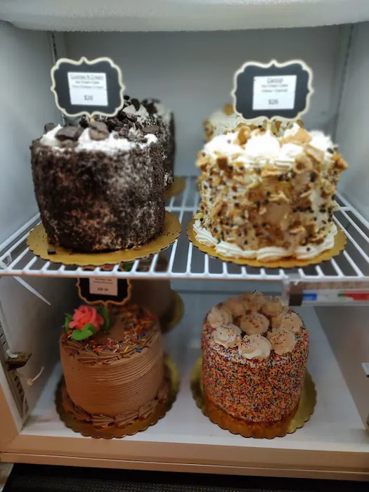 Gio's Bakery Picture 5
