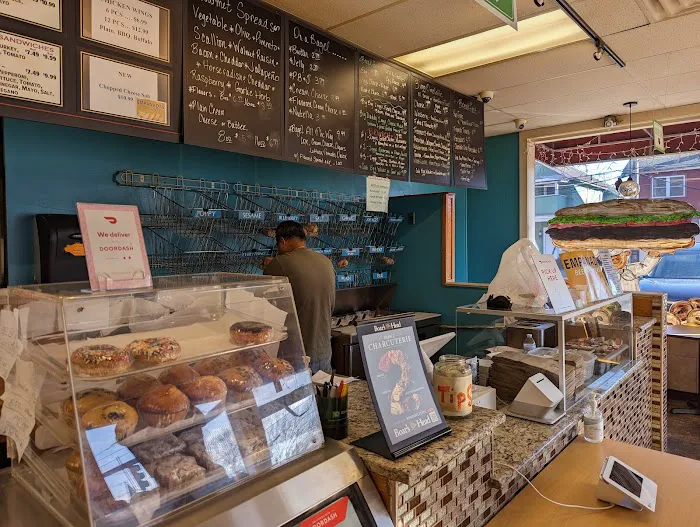 Bagel Station Deli Picture 6