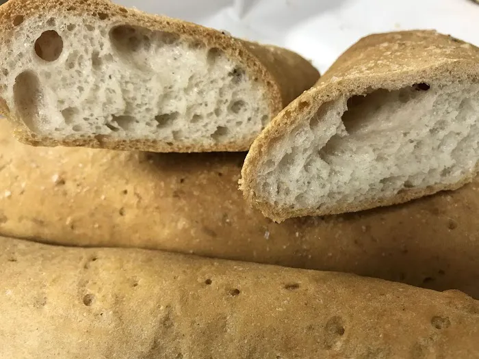 Isaura Bakery Picture 8