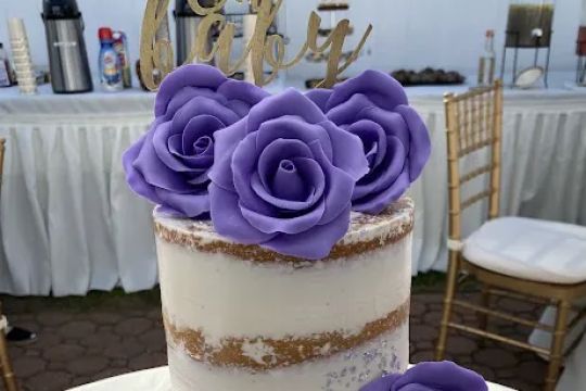 Cakes by Iz