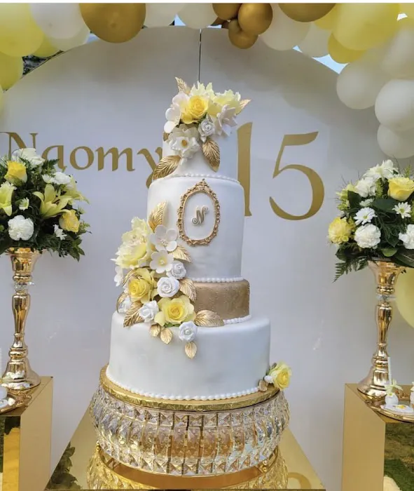 Marie's Dominican Cakes Picture 10