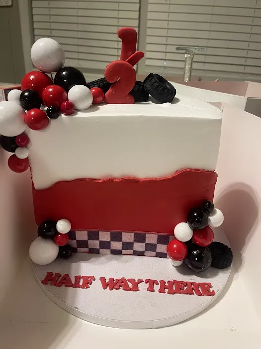 Lily’s Cakes and Confectionary Picture 5
