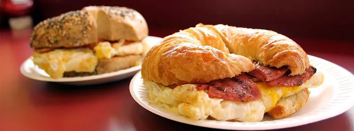 Midland Bagels & Grill Picture 3