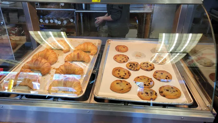 Midland Bagels & Grill Picture 7