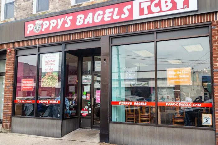 Poppy's Bagels Pizza and TCBY Picture 3