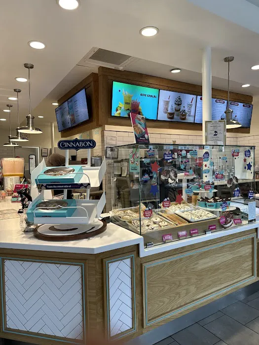 Cinnabon Picture 2