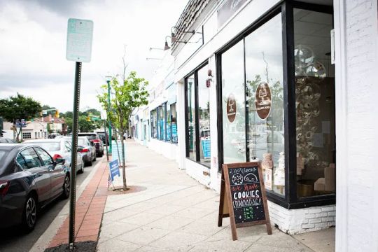 Krisota's Cake Shop