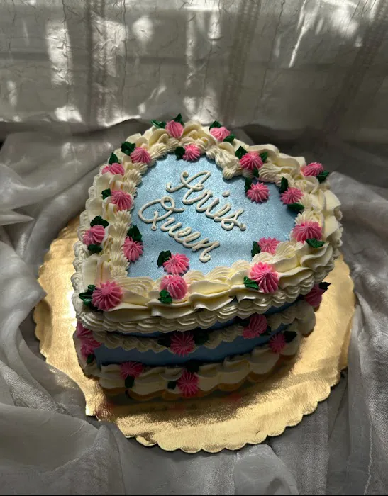 Krisota's Cake Shop Picture 7