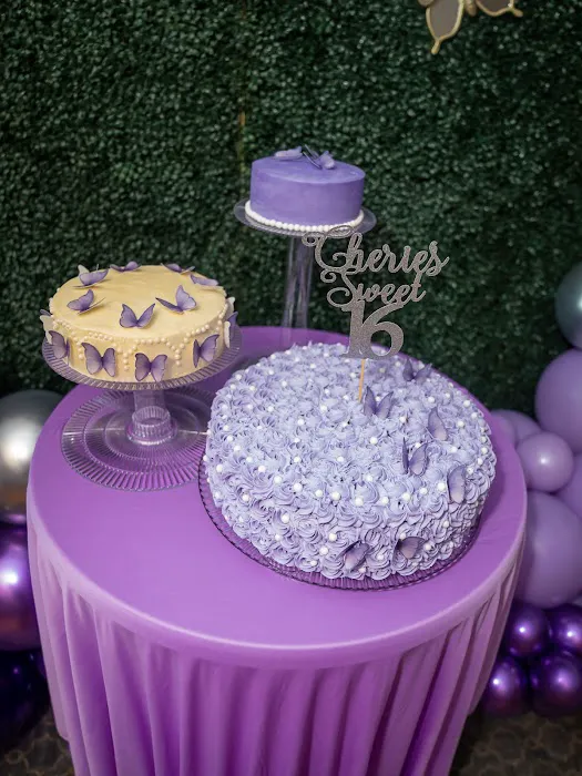 Angela Logan's Mortgage Apple Cakes Bakery & Café Picture 5