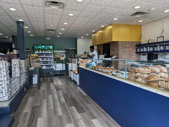Patis Bakery Picture 3