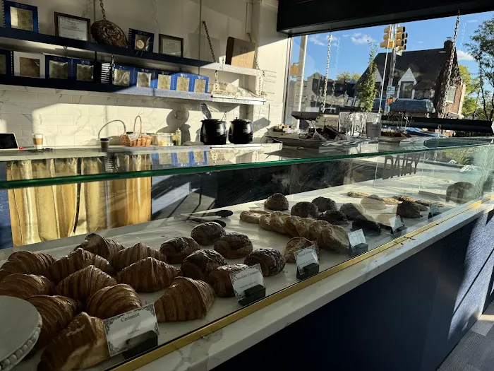 Patis Bakery Picture 4
