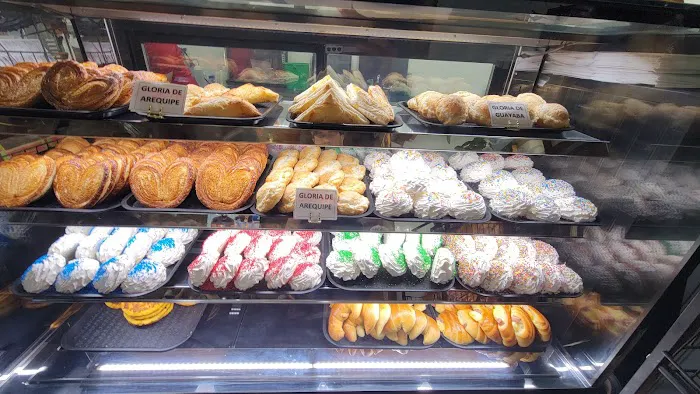Colombia Bakery factory Hackensack Picture 10