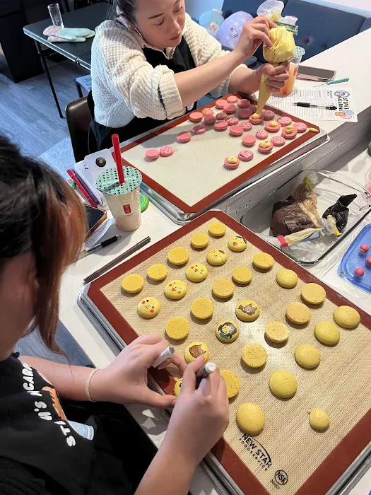Steph's Macarons Picture 6