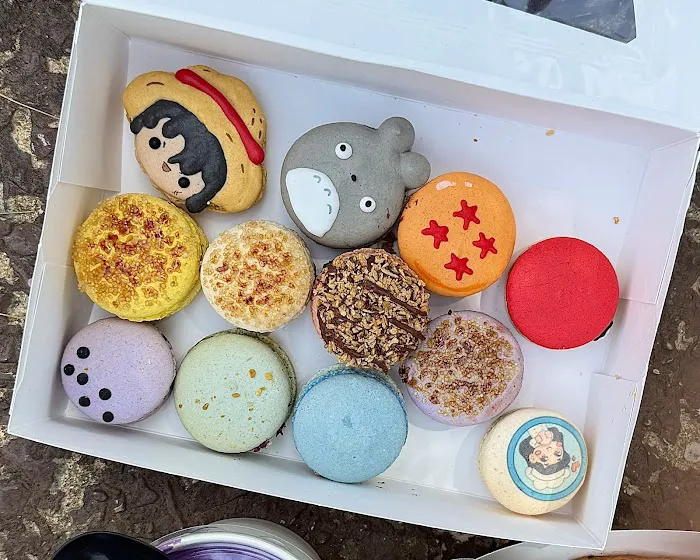 Steph's Macarons Picture 8