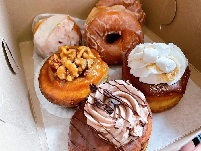 King Bakery Donut Cart Picture 5