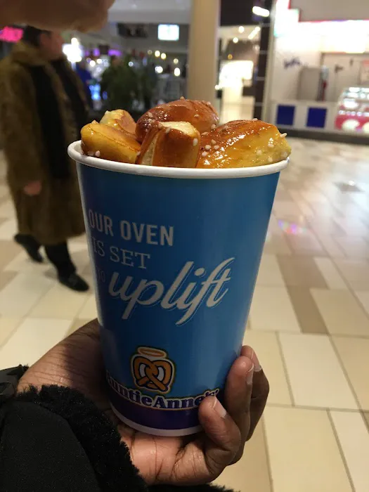 Auntie Anne's Picture 1