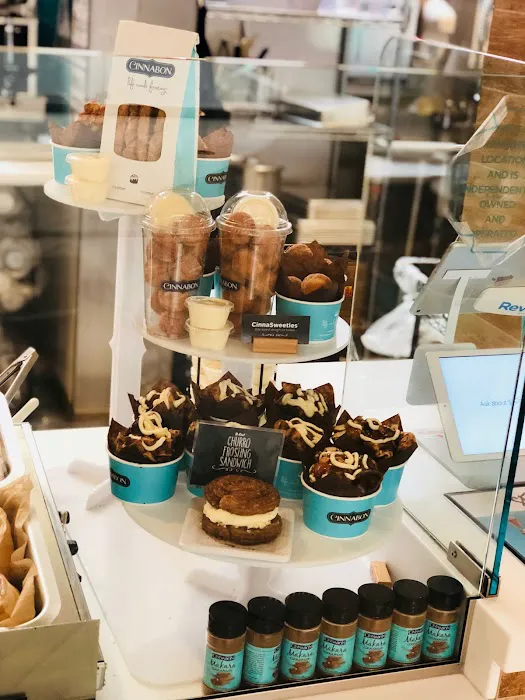 Cinnabon Picture 4