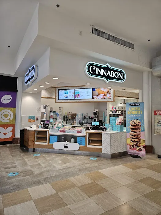 Cinnabon Picture 5