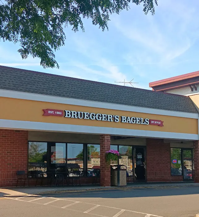 Bruegger's Bagels Picture 9