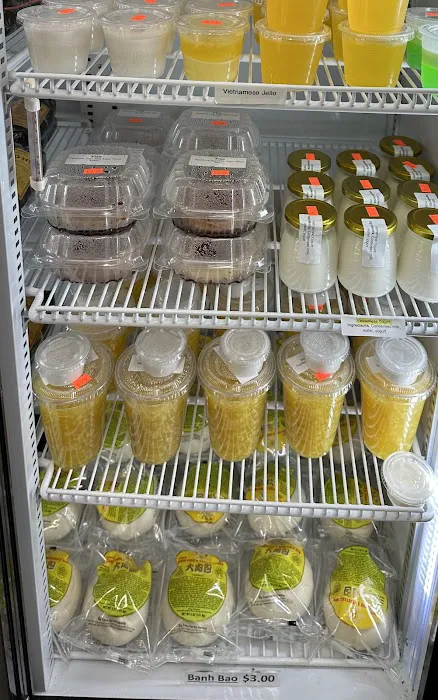 Chau's Bakery Picture 8