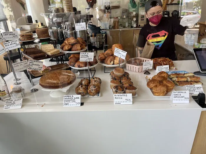 Third Cliff Bakery Picture 8