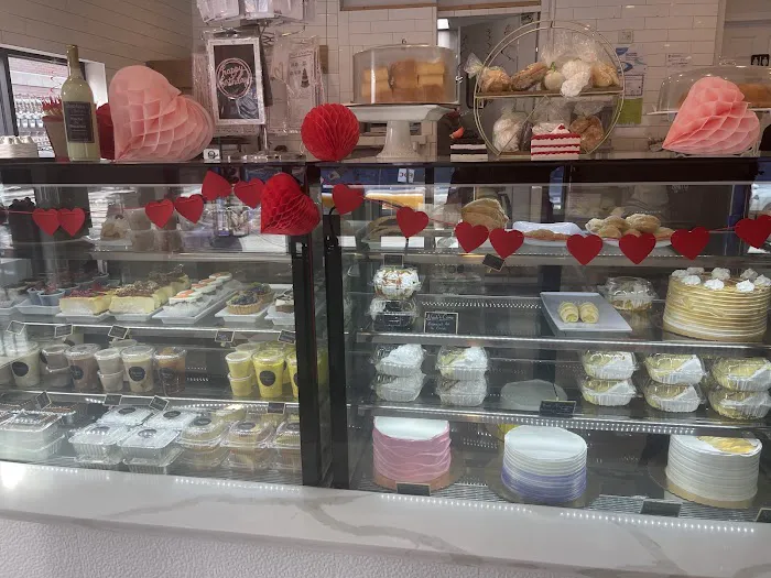 Santia's Bakery Picture 7