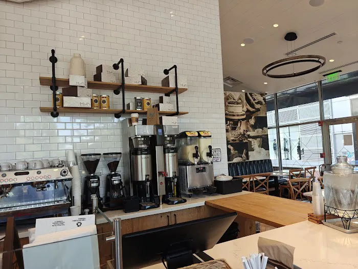 Mia's Brooklyn Bakery Picture 9