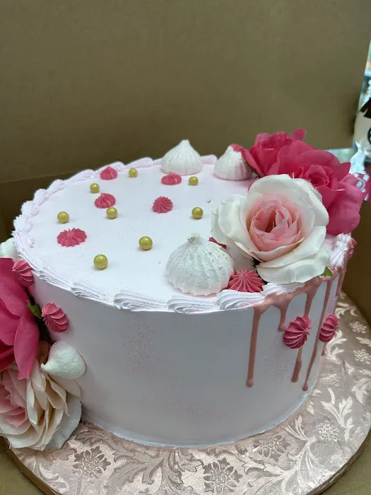 Kairo's Cake & Bakery Picture 4