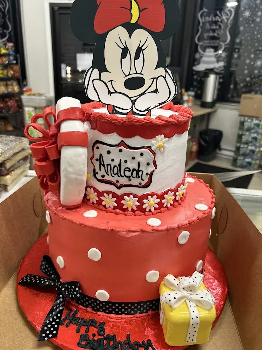 Kairo's Cake & Bakery Picture 2