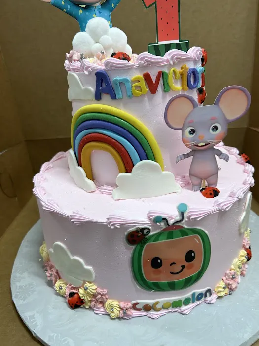 Kairo's Cake & Bakery Picture 7
