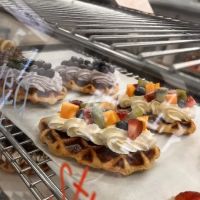 Peipei's Bakery& Mister Monut ico