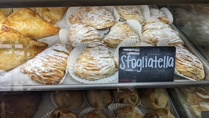 Antoine's Pastry Shop Picture 3