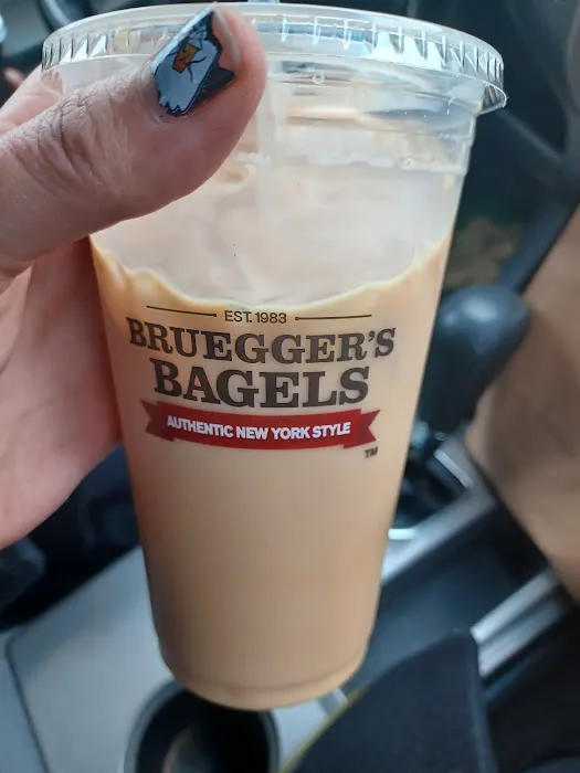 Bruegger's Bagels Picture 3
