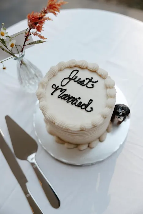 Simply Made Cakes & Bakes Picture 6