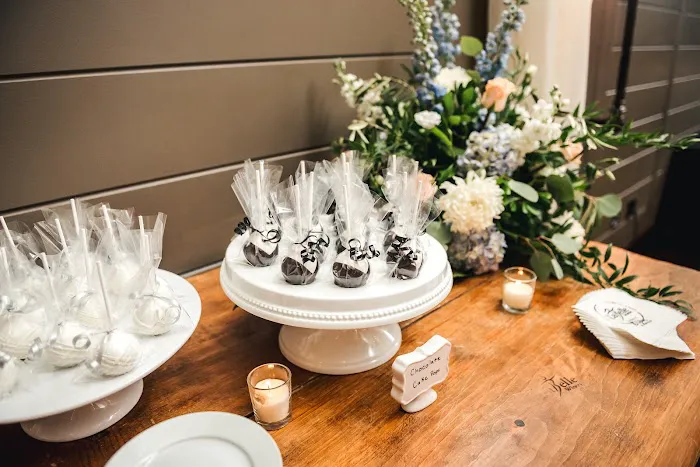 Cruzin Cakes Shop Picture 8