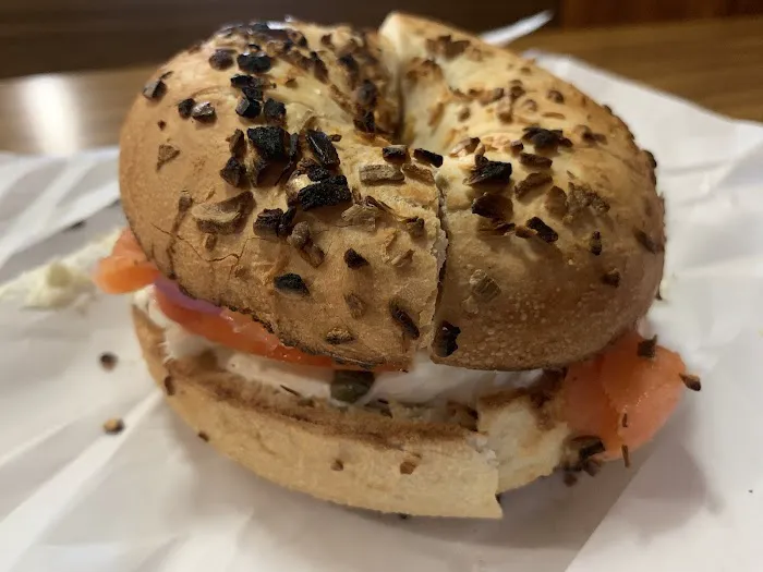 Bagel Alley Picture 7