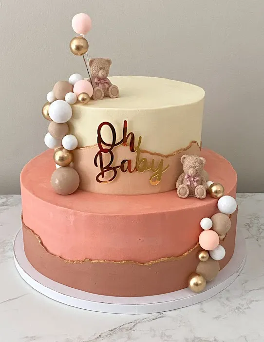 Kristen Chadbourne Custom Cakes Picture 6