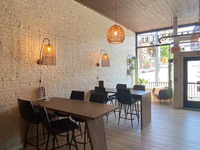 Lydia's Bake Shop Picture 3