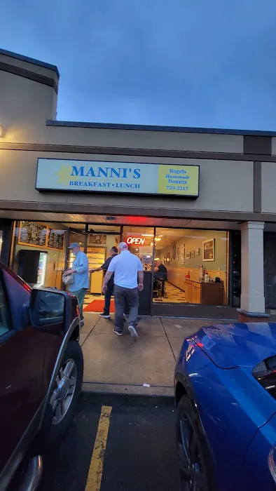 Manni's Donuts Picture 8