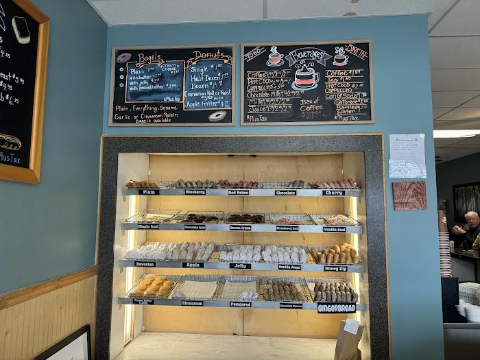 Manni's Donuts Picture 5