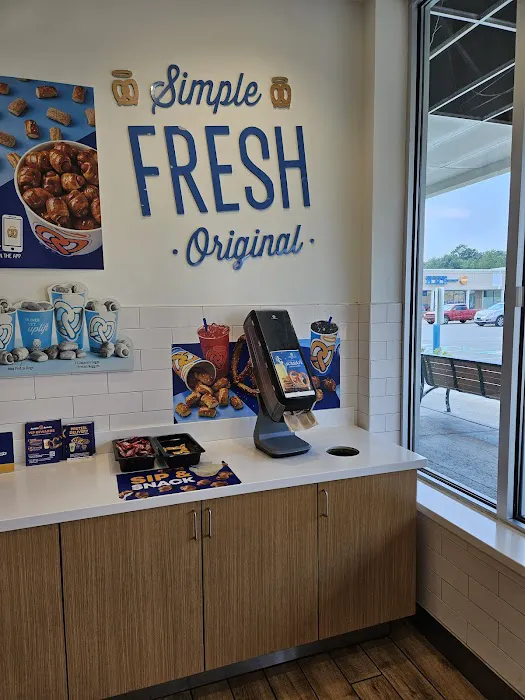 Auntie Anne's Picture 9