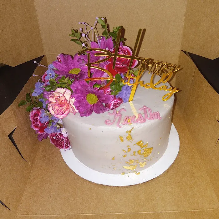 3 Tiers Bakery, LLC Picture 1