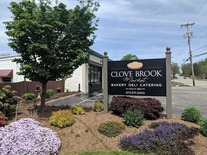 Clove Brook Market | Bakery, Deli, & Catering Picture 6