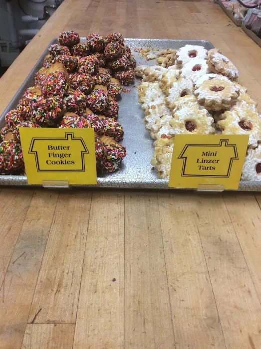 Yellow Cottage Deli & Bakery Picture 6