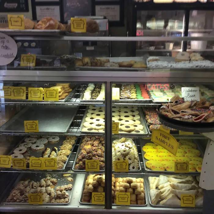 Yellow Cottage Deli & Bakery Picture 8