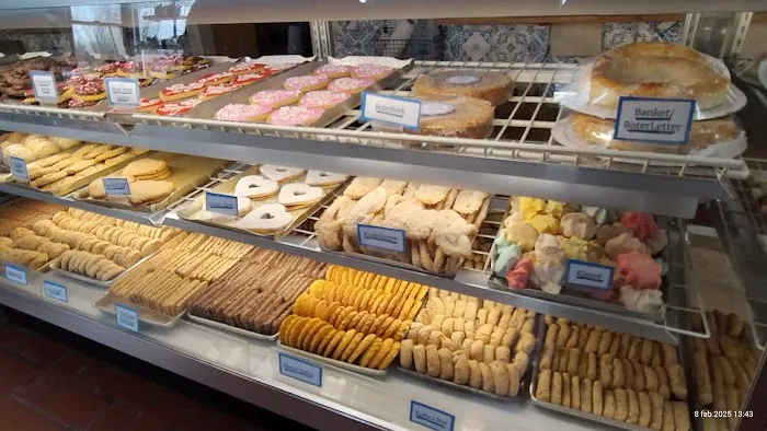Holland American Bakery Picture 8