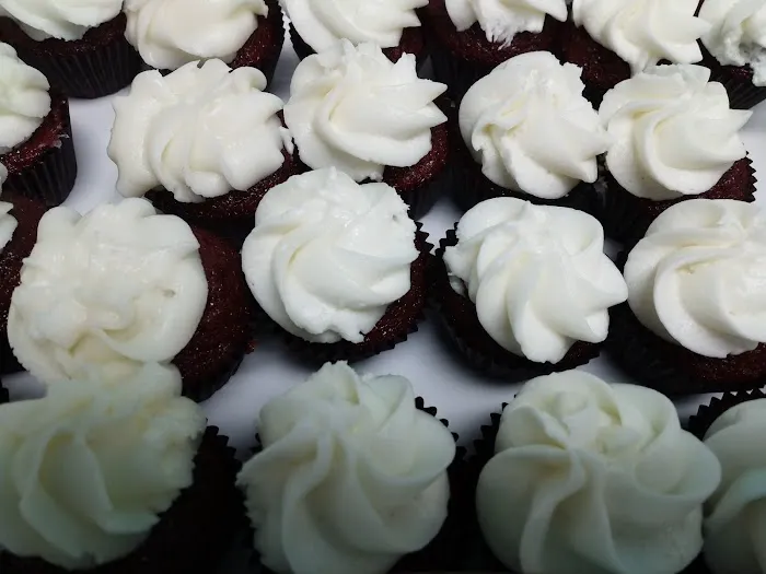 Cupcake Cafe Picture 1