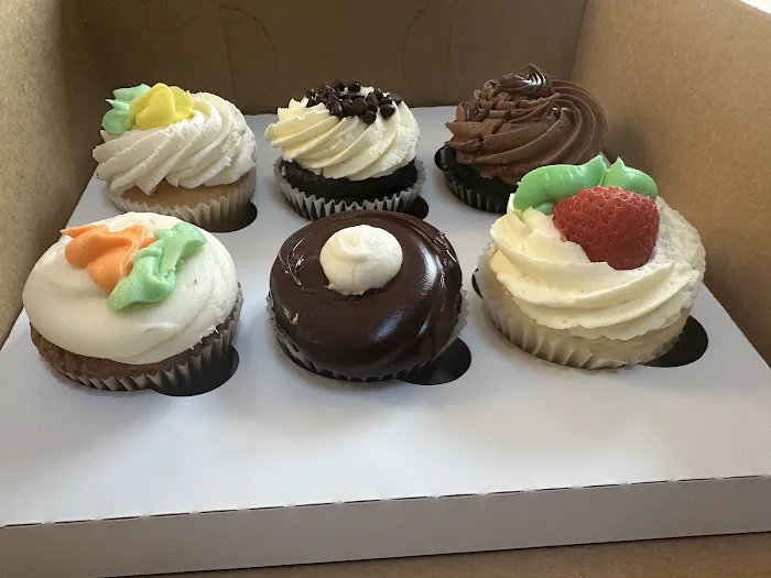 Lynn Sandy's Bakery Picture 3